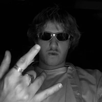 EdwardEstall's profile picture. 26 - Cornwall