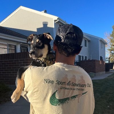 _MarlonCastillo's profile picture. 🏔CO to AZ 🏜
•DON'T LOSE SIGHT•