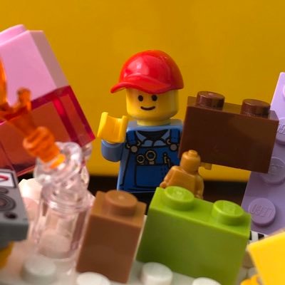 息子とLEGOを作っていたらいつの間にか自分の方がハマっていた父親。 基本インスタにおります。 https://t.co/0VP7vMQCi5