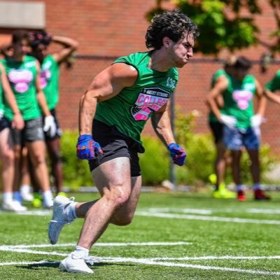 Woodinville High School (WA) | 2024 | 5’8 | 203 | RB | 4.0 GPA | 1470 SAT | 225 x 24 Bench | 4.31 LASER 5-10-5 | 4.63 LASER 40 | NCAA ID # 2201415352 #44Strong