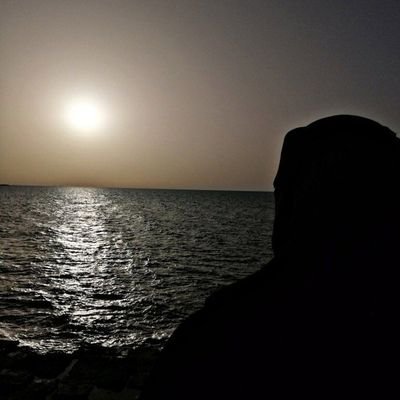 اللهم إني أسألك العلم النافع، والعمل الصالح، و أسألك حسن الخاتمة..🤲🏻