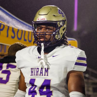 25 DE |6’3 240 | HIRAM HIGHSCHOOL |