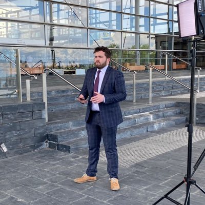 Gohebydd Cymru @SkyNews Wales News Reporter🏴󠁧󠁢󠁷󠁬󠁳󠁿 | 📧Story? Tomos.Evans@sky.uk|Previously:@NewyddionS4C | Own views | RTs+likes≠endorsement | fe/he/him