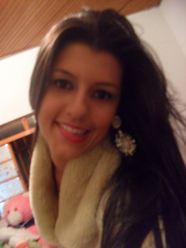 Goiana, 20 anos, Cursando Nutrição, 
            Mineiros - Go