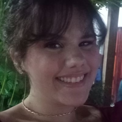 SERRANA | repórter no @opovo
Cantora de banheiro, escrevo meu TCC nas horas vagas (de madrugada)