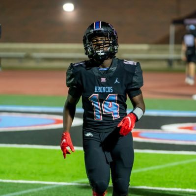 170 car 1631 yds 26 TDs First Team All District 4-5A District 4-5A Offense MVP LFCA 2nd Team All-State LSWA All-State Hon Mention. Zachary high RB 225-910-2878
