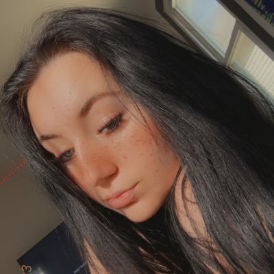 zandrag_32's profile picture. nurse in progress