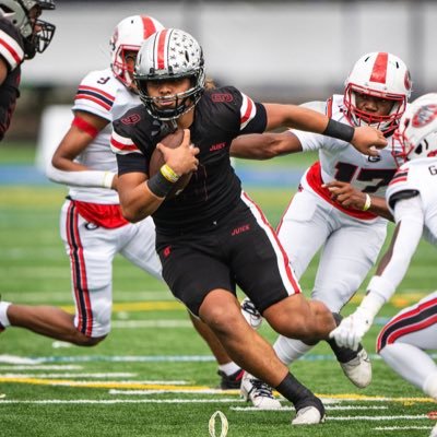 C/O 2028 QB 🇹🇴 GOD, FAMILY, SCHOOL AND FOOTBALL THANKFUL THAT GOD ALLOWS ME TO PLAY THIS SPORT OF 🏈 THAT I LOVE! HARD WORK DEDICATION AND PATIENCE 🙏🏽