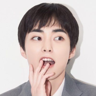 しうみんと、るぅみん、EXO が、大好きです。とっても大人。気まぐれに浮上。 NO XIUMIN NO LIFE❄️ ギョンちゃんも好きです🐧 「帰ろう」を聴いて、風民にもなったよ⤴️