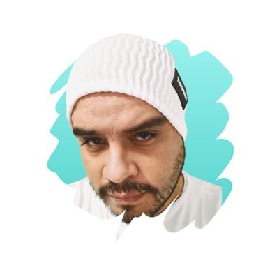 Melómano, cinéfilo, lector
Músico, ilustrador, mago, escritor.
Podcaster en @Bulbografía