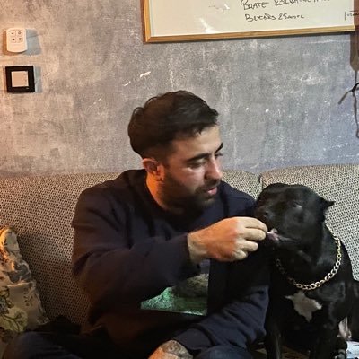 besoo1903's profile picture. 