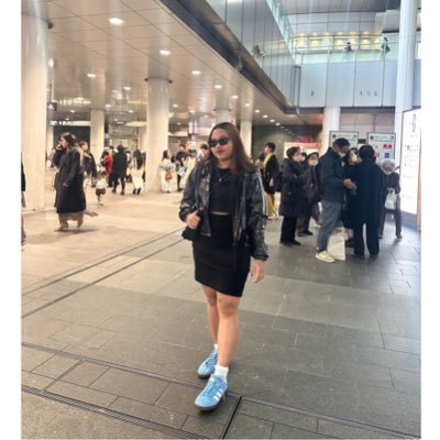 Indrysrg's profile picture. Make me Happy please.