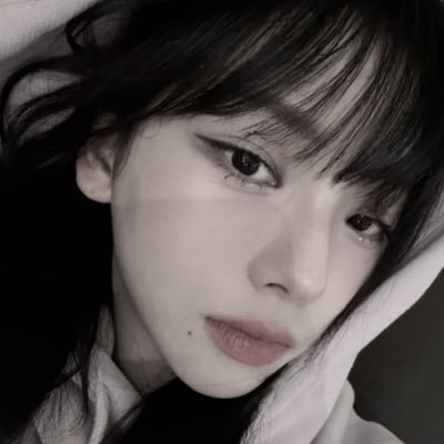 Z4YBL2U's profile picture. 