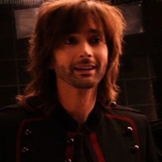 alexnfilms's profile picture. sorry i can't date you, i'm too in love with middle aged actors who don't even know i exist 🏳️‍🌈