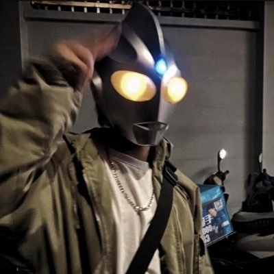 Tom208200's profile picture. 