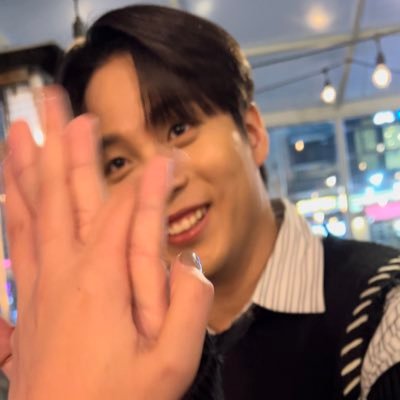 met ateez 231117• 💌 𝙀𝙞𝙜𝙝𝙩 𝗆𝖺𝗄𝖾𝗌 𝙤𝙣𝙚 𝗍𝖾𝖺𝗆 : 𝐚𝚝𝚎𝚎𝐳! 🏴☠️ 𝑱𝑶𝑵𝑮𝑯𝑶🧸 220424❤️🩹