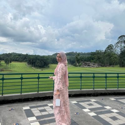 Saya jual KAYMAN | DR AEN SKINCARE | ZARZOU | DOM | TATAGALTIER | MISCRISCARVES ❤️ Link in bio❤️
