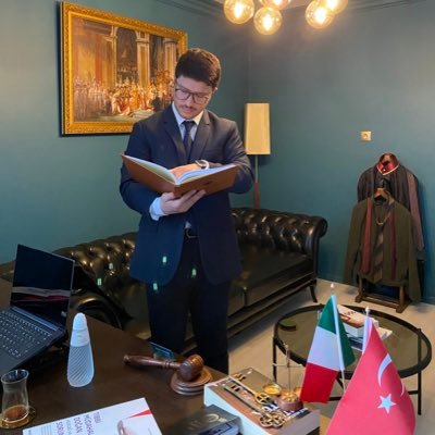 Patriot🇹🇷 Pan-Italian Focused Law Firm Owner and a Natural Italian Friend 🇮🇹