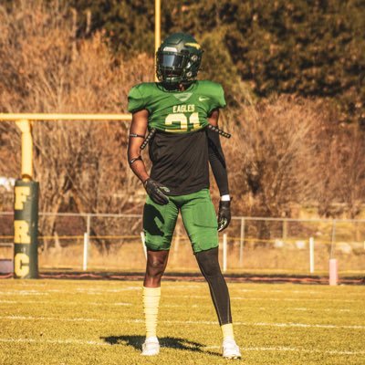 LiddileTerrance's profile picture. Midland University Footbal| DB/LB #21| Sophomore| GPA 3.94| 6'4 190| Son| Brother|