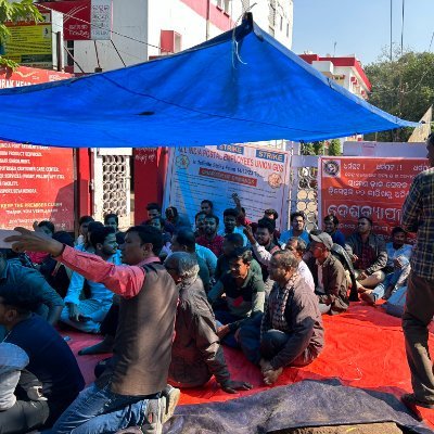 18bt520's profile picture. 