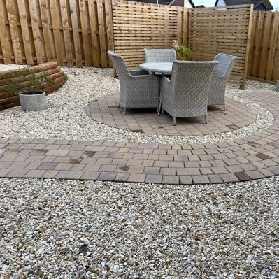 Marshalls registered landscaping and paving contractors, based in Ayrshire. Carrying out both hard and soft landscaping works to the highest standards.