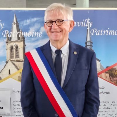 Maire de Pavilly , vice président de la communauté de communes Caux Austreberthe en charge du développement économique et plan santé
