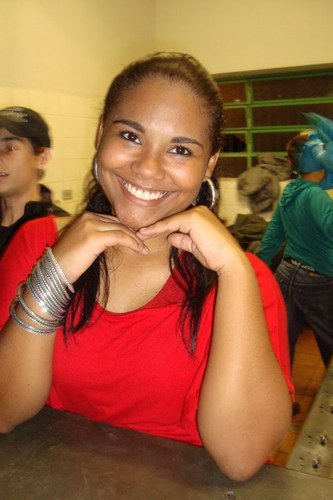 Estudando Zootecnia na Unifeb - Barretos.
Amo tudo que faço, amo as pessoas que estão vivendo do Meu Lado, Familia e Meu Namorado Lindo!!!!