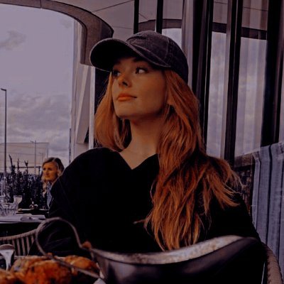 comeiIsole's profile picture. ᅟ
ᅟ
buonasera,ᅟsignoreᅟeᅟsignori ;ᅟviᅟconvieneᅟstareᅟzittiᅟeᅟbuoniᅟ#ᅟ𝙲ORALINE_𝚁UGGIEROᅟ⁽ᅟquiᅟlaᅟgenteᅟèᅟstranaᅟ𝘵𝘪𝘱𝘰ᅟ𝘴𝘱𝘢𝘤𝘤𝘪𝘢𝘵𝘰𝘳𝘪ᅟ⁾ᅟ
ᅟ
ᅟ