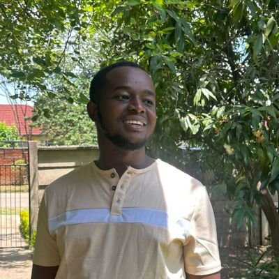 Manchester United Fan . Sport Fanatic . Christian.
Just a fat kid trying to lose Weight