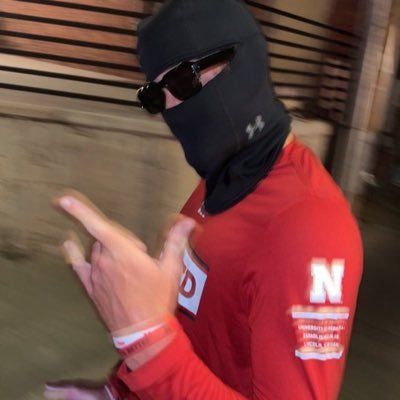 MiddleClassHube's profile picture. Upper middle class family man and part time sales associate