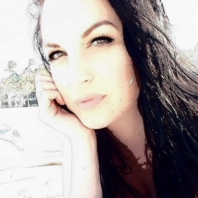 Nicole Cascia Profile