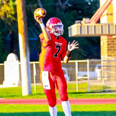 Montrose High School | QB/ATH | Class of ‘25 | 6’3 205 | 3.9 GPA | Squat 355-Bench 225-Clean 225 | Triple Jump - 36’11 | Long Jump - 16’11.5