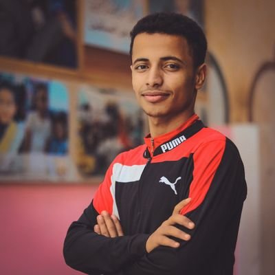سوف تخرج حياتك يومًا عن النصّ ، وسوف تتعلّم حينها الإِرتجال
...//**...❤
