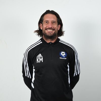 father of 3, gk coach at Bedford Town FC