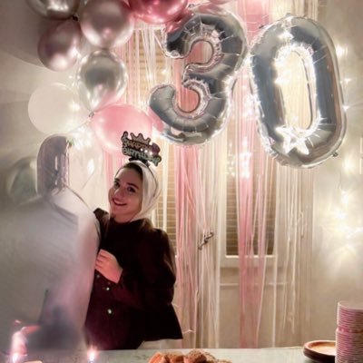 esraagad93's profile picture. 88888888