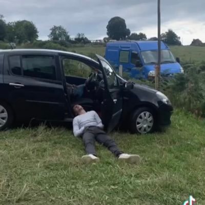 Joueur de rugby sans contact, corrézien et arédien 🌶️