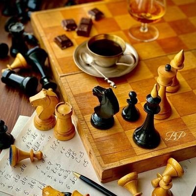 Ing mecánico, tratando de sobrevivir en un mundo sin honor...
¡Bayern, CHESS!