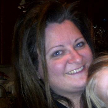 Born in WV, now live in TN; alumna of West Virginia University; IS Project Mgr-Notes/Domino Systems; lover of live music.
