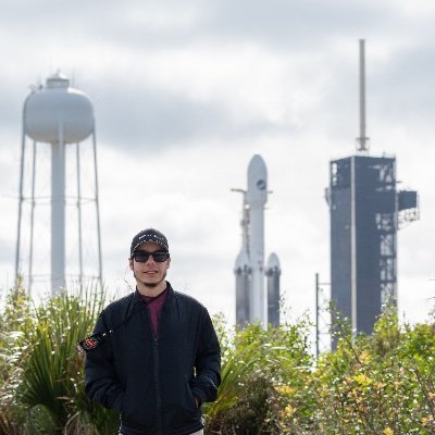 Photographer in St. Pete, F.L. documenting rocket launches for Central Florida Public Media (Formerly WMFE).  ☕️ lover & supporter of small businesses.