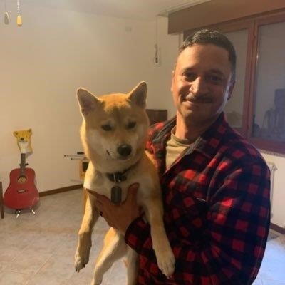 Crypto enthusiast riding the waves of the decentralized revolution.