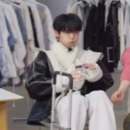 ninisachive's profile picture. 📬