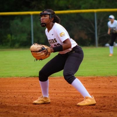 Class of 2025 Alcovy High School🐅 USSSA ALL AMERICAN •SOFTBALLYOUTH ALL AMERICAN• Ap Elite 06 A-Honor Roll Student👩🏾‍🏫email: Kaitlynwilliams2025@gmail.com