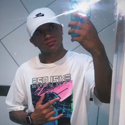 ousadia e alegria 🤪 vitinhooo_04