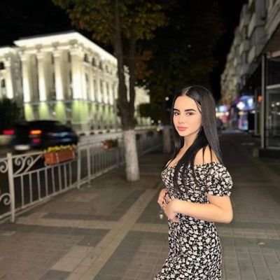 HannahCraw78833's profile picture. Curator of memories and moments 📸 | Music lover 🎶 | Striving to make every day a masterpiece #LifeEnthusiast