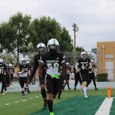 Juco - Looking for an opportunity - 5’9 185 RB/WR/DB 40 time - 4.37 Vertical - 33’ Bench Press - 265 - 📲: 630-429-5996