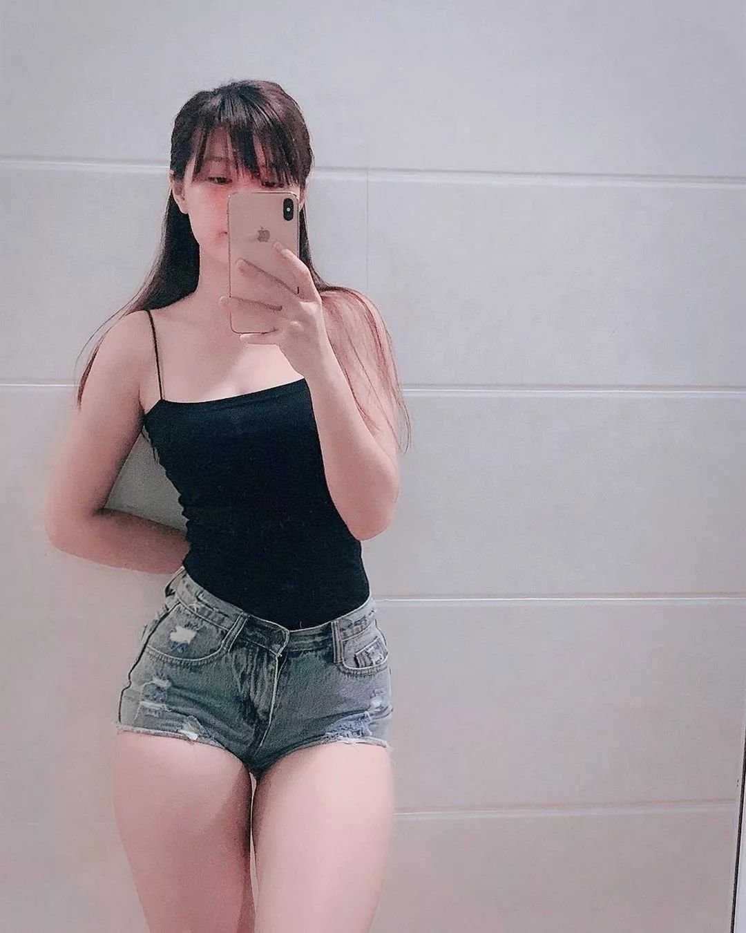 Mong cuộc đời bạn được tươi sáng ,Làm những gì bạn sẵn sàng làm ,Yêu người nào bạn cần phải yêu