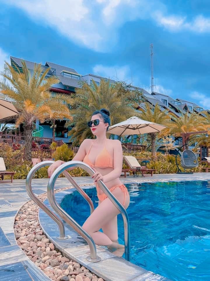 Mong bạn sẽ được mọi người yêu thích , Mãi Mãi Yêu mình bạn