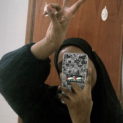 Author of severely unserious and sometimes mildly concerning tweets|| A Pro Palestine Account. From the river to the sea, Palestine will be free🇵🇸🇵🇸🇵🇸