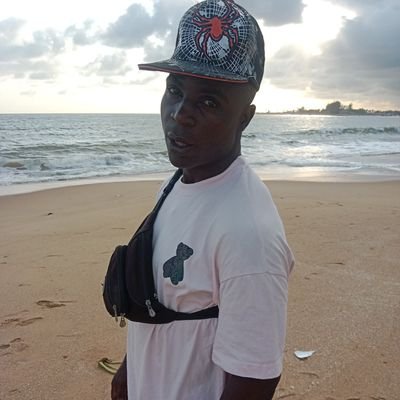 iyke123bl's profile picture. #freedom #Financial