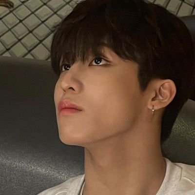 avahoonie's profile picture. eyes on 'em all the way #JEONGWOO #JIHOON